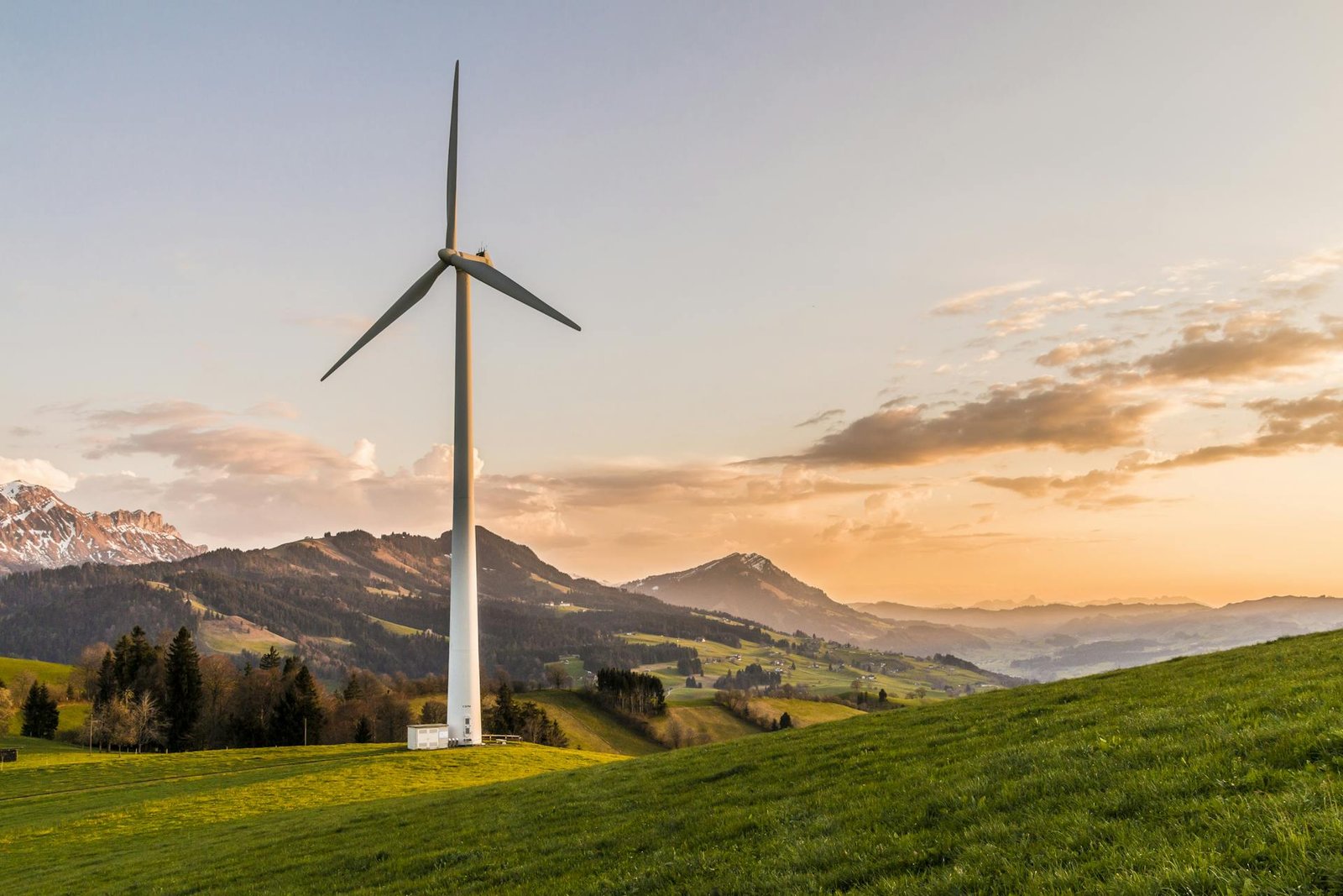 RENEWABLE ENERGY TECHNOLOGIES: DRIVING SUSTAINABLE ENERGY SOLUTIONS