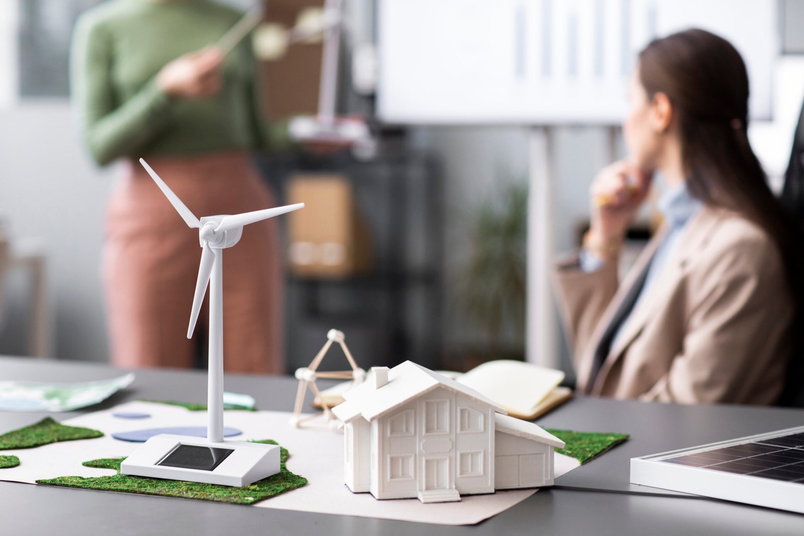 WHICH TECHNOLOGIES (SOLAR, WIND, GREEN HYDROGEN) ARE RECEIVING THE MOST FUNDING?